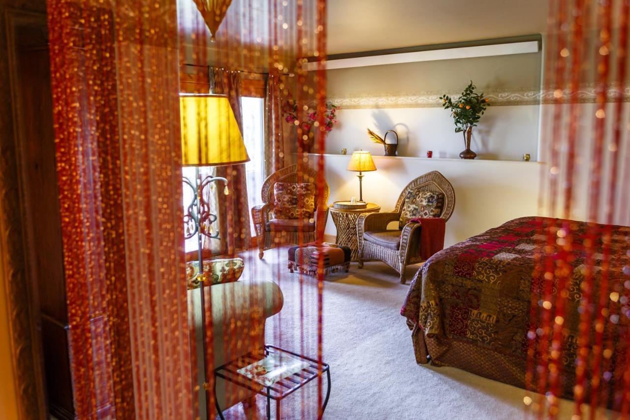Coyote Blues Village Bed & Breakfast Silver City Dış mekan fotoğraf
