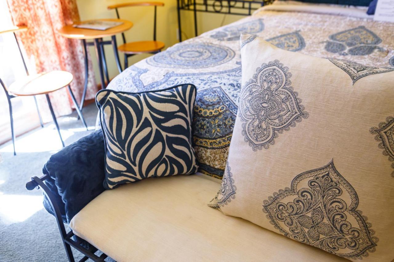 Coyote Blues Village Bed & Breakfast Silver City Dış mekan fotoğraf