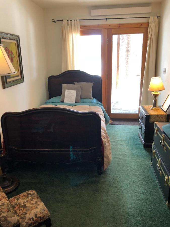 Coyote Blues Village Bed & Breakfast Silver City Dış mekan fotoğraf